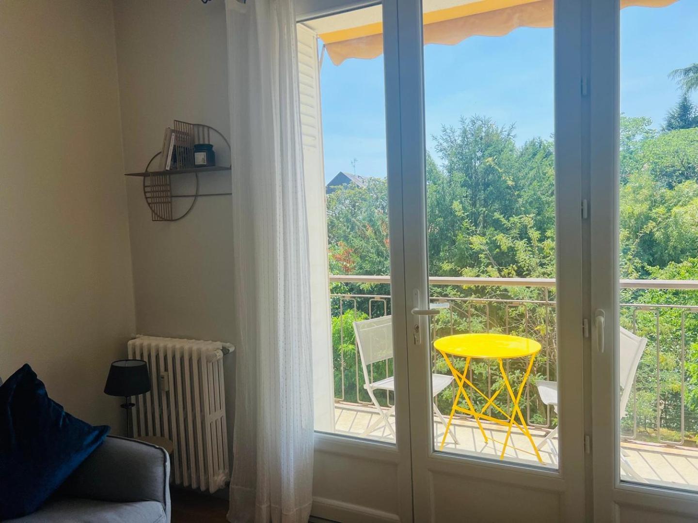 Le Soleil Levant - Beau T3 Moderne Et Lumineux Poitiers Kültér fotó